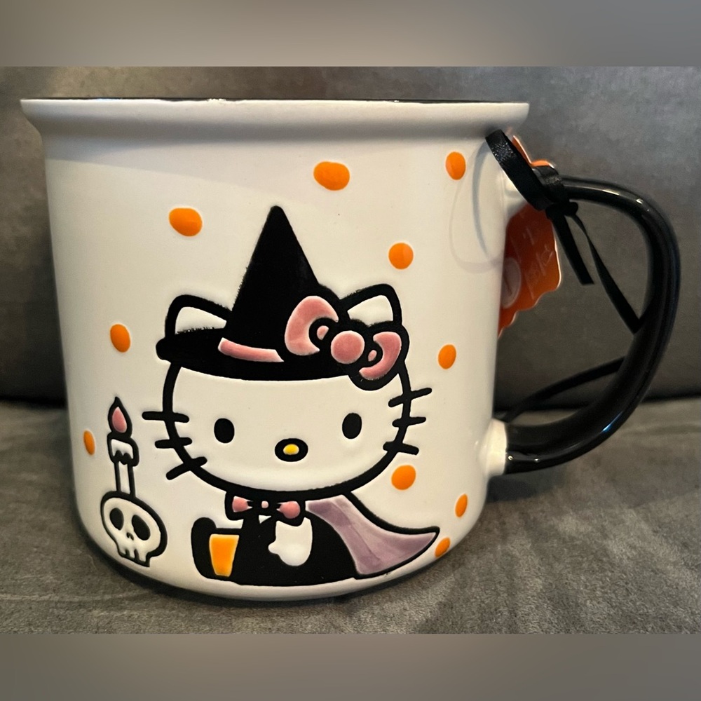 Hello Kitty Halloween Ceramic Mug New